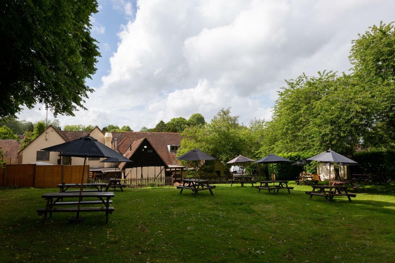 The Poacher Inn Hook  Exterior foto